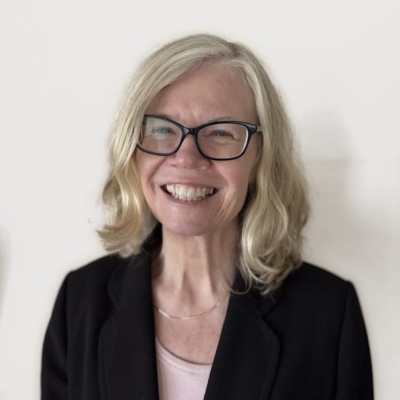 Kim Knox - Linkilaw